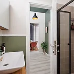 公寓 2br Modern Flat In Nisantasi 3 Min To Metro Full Ac